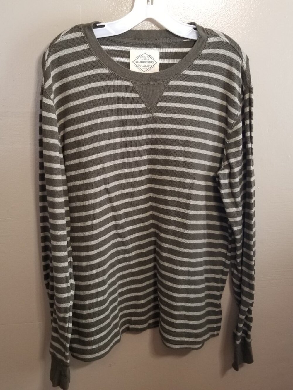 St. John's Bay Men's Gray Striped Long Sleeve Shirt, XL